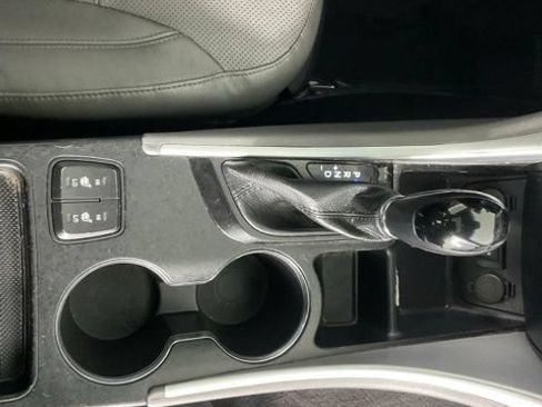 Used 2014 Hyundai Sonata Limited w/ Panoramic Sunroof Package 02 FWD image 19