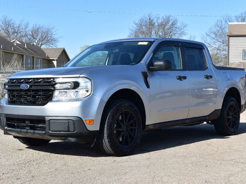 Certified 2022 Ford Maverick XL image 1