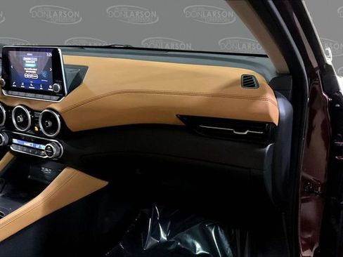 Used 2020 Nissan Sentra SV w/ SV Premium Package image 32