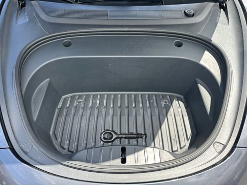 Used 2023 Tesla Model 3 Standard Range RWD image 21