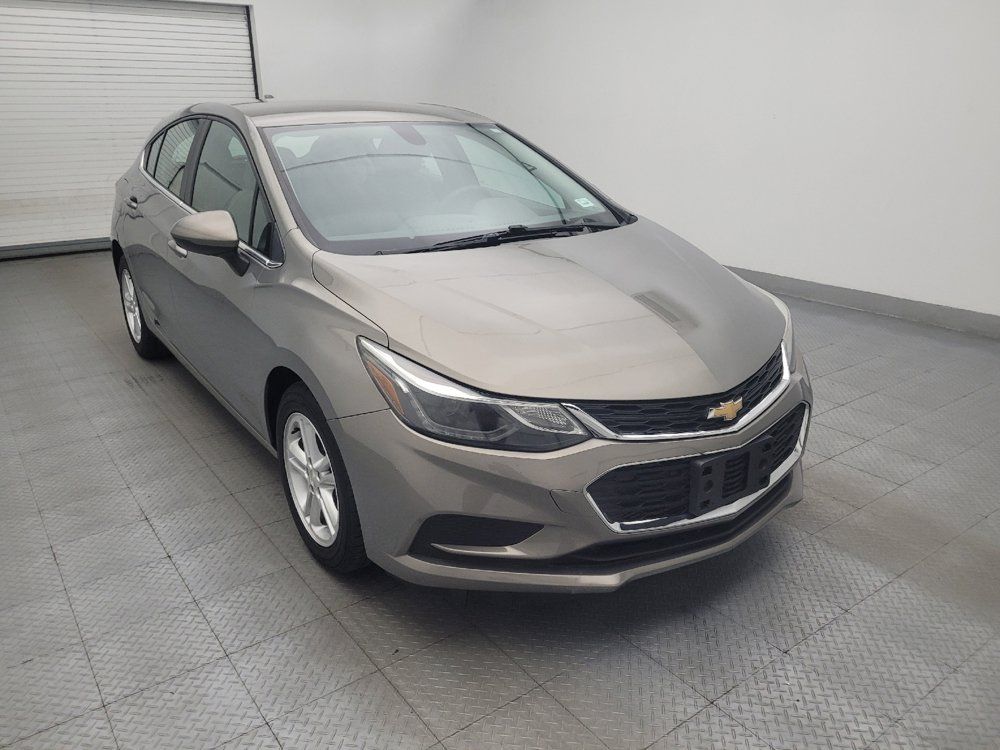 Used 2018 Chevrolet Cruze LT w/ Convenience Package FWD image 13