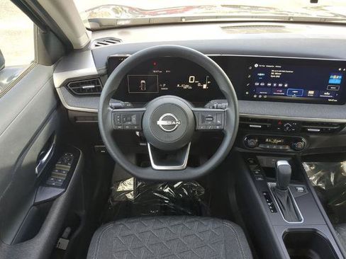 Certified 2026 Nissan Kicks SV FWD image 16