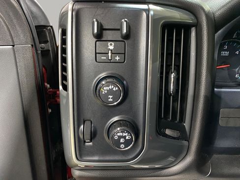 Used 2018 Chevrolet Silverado 1500 LT w/ All Star Edition image 11