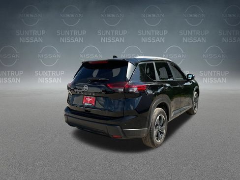 Used 2025 Nissan Rogue SV w/ SV Premium Package FWD image 39
