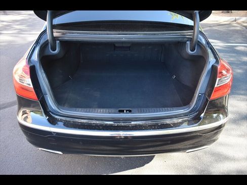 Used 2013 Hyundai Genesis 3.8 w/ Technology Pkg RWD image 22
