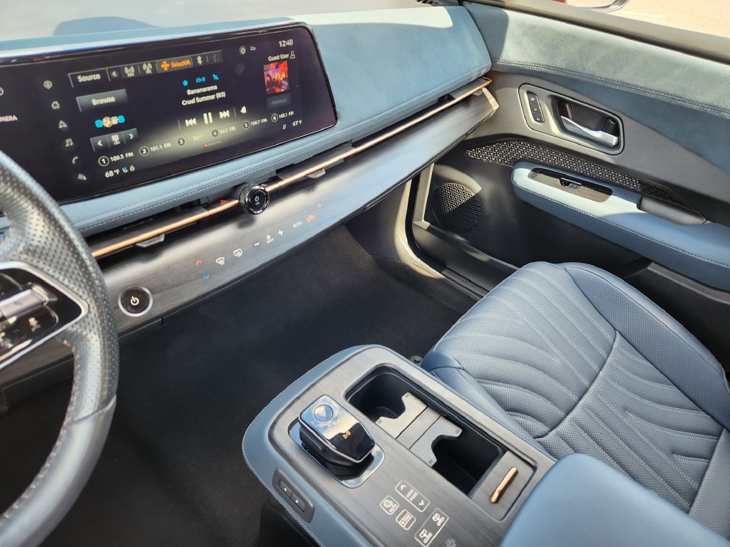Certified 2024 Nissan Ariya AWD image 17
