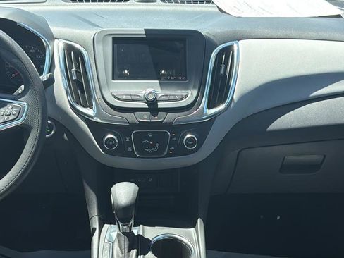 Used 2024 Chevrolet Equinox LS FWD image 18