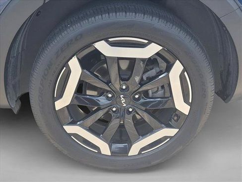 Used 2024 Kia Telluride S w/ S Sunroof Package AWD/4WD image 6