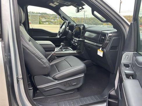 New 2025 Ford F150 Lariat w/ Equipment Group 501A Mid image 19