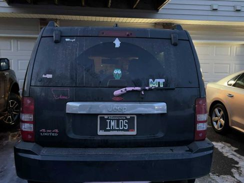 Used 2011 Jeep Liberty Limited w/ Trailer Tow Class III Group image 6