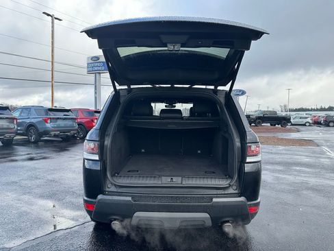 Used 2017 Land Rover Range Rover Sport SE image 5