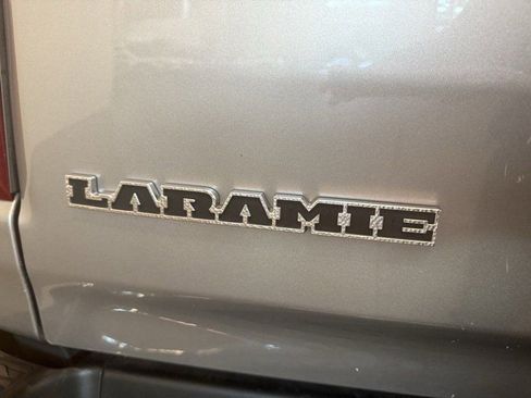 Used 2019 RAM 1500 Laramie image 22