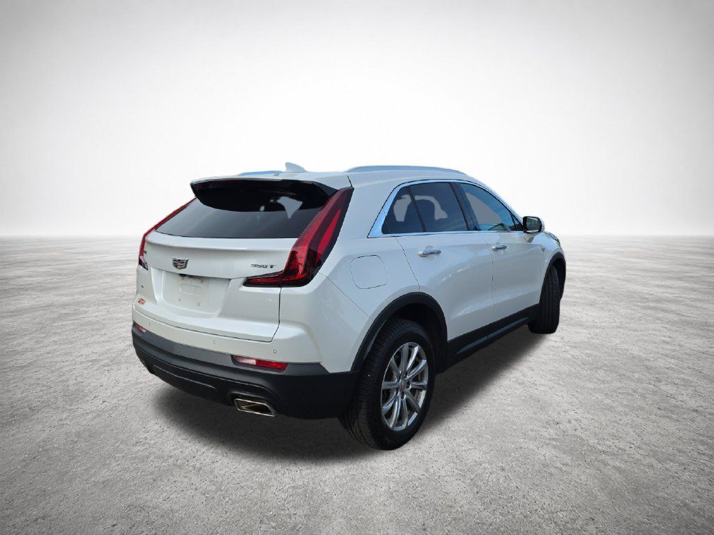 Used 2021 Cadillac XT4 Luxury w/ Cold Weather Package AWD/4WD image 8