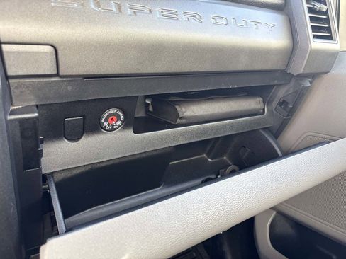 Used 2020 Ford F350 XL w/ Power Equipment Group image 22