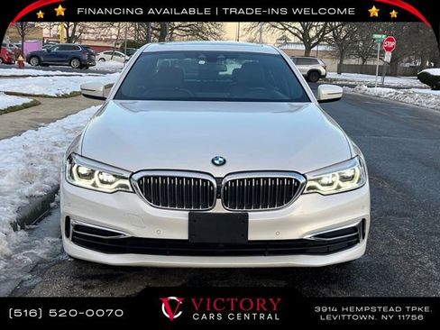 Used 2020 BMW 530i xDrive w/ Executive Package image 3