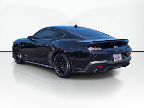 Used 2024 Ford Mustang GT RWD image 12