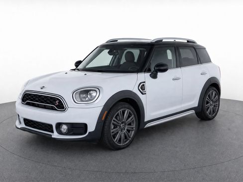 Used 2019 MINI Cooper Countryman S FWD image 2