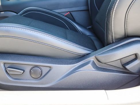 Used 2025 Ford Mustang Coupe RWD image 25