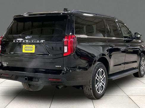Certified 2025 Ford Expedition Max Active image 12