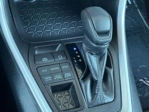 Certified 2024 Toyota RAV4 LE image 23