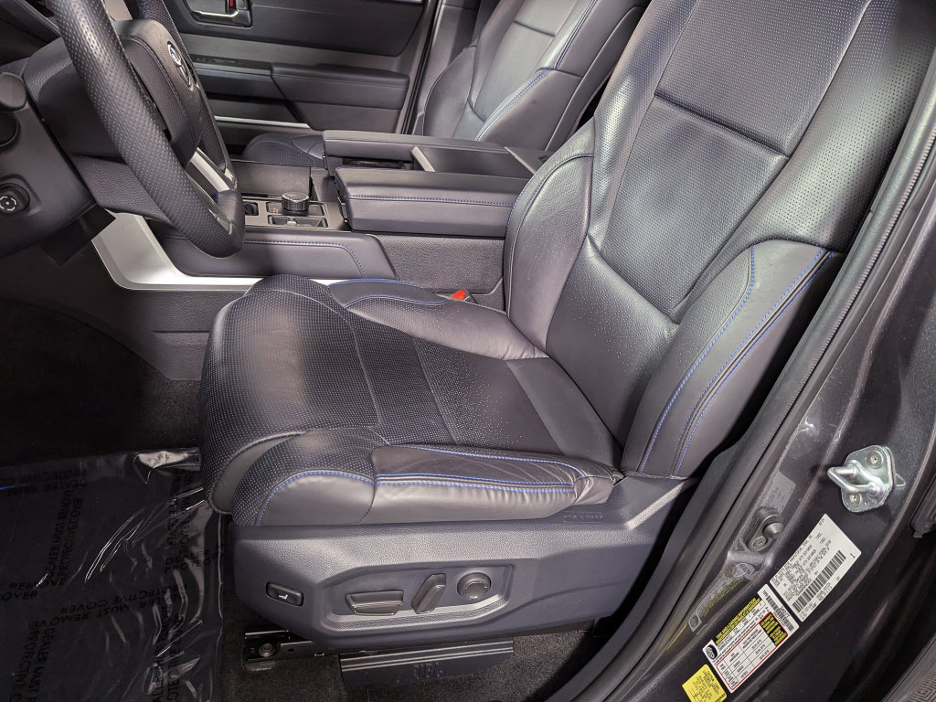Used 2024 Toyota Sequoia Platinum AWD/4WD image 19