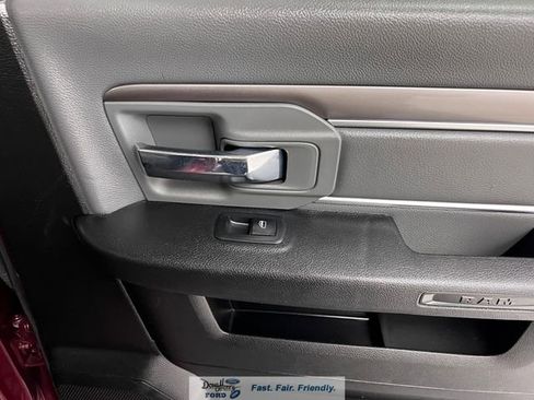 Used 2021 RAM 1500 Classic SLT image 30