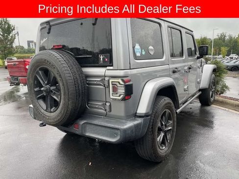 Used 2019 Jeep Wrangler Unlimited Sahara w/ Safety Group AWD/4WD image 7