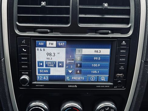 Used 2012 Dodge Caliber SXT image 11