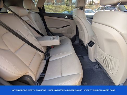 Used 2018 Hyundai Tucson SEL Plus image 16