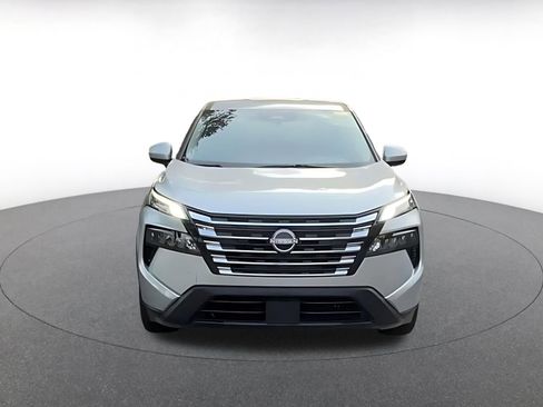 Used 2025 Nissan Rogue SV FWD image 3