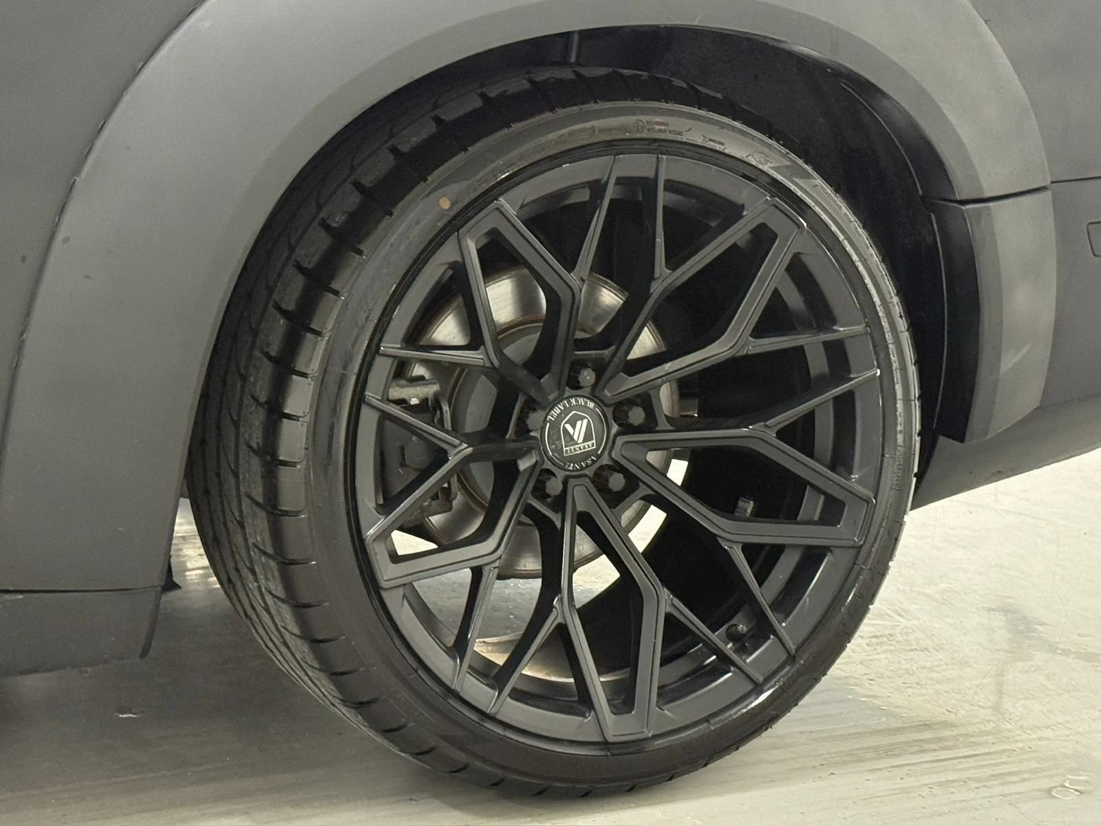 Used 2014 Dodge Challenger R/T w/ Blacktop Package RWD image 30