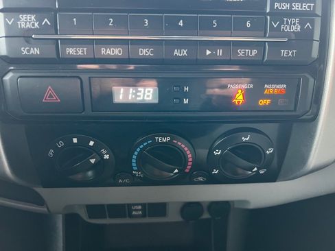 Used 2012 Toyota Tacoma PreRunner image 32