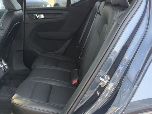 Used 2026 Volvo XC40 B5 Core w/ Protection Package Premier image 18