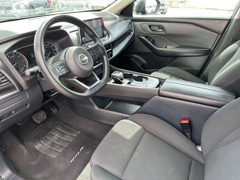 Used 2024 Nissan Rogue S FWD image 16