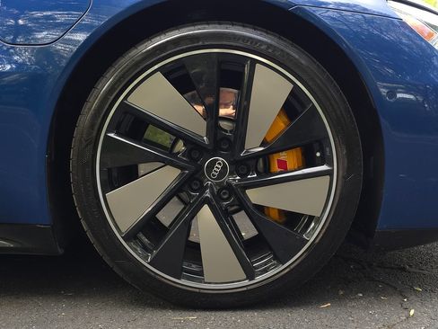 Used 2022 Audi RS e-tron GT w/ Carbon Performance Package image 70