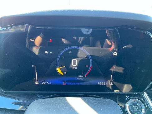 Used 2025 Chevrolet Trax RS w/ Driver Confidence Package image 7