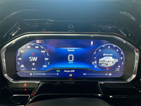 Used 2024 Chevrolet Silverado 1500 LTZ image 11