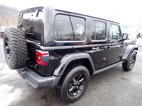 Used 2019 Jeep Wrangler Unlimited Sahara w/ Quick Order Package 24M Moab image 9