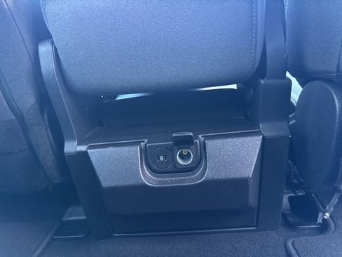 Certified 2025 Ford F150 XLT w/ Equipment Group 301A Standard image 36