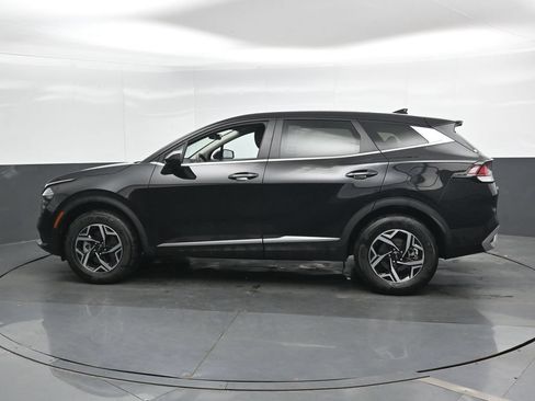 Used 2025 Kia Sportage LX AWD/4WD image 8