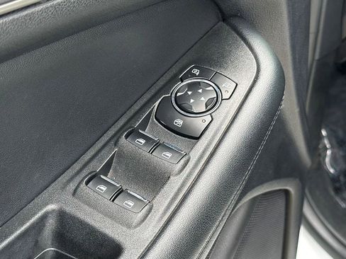 Used 2022 Ford Edge SEL image 15