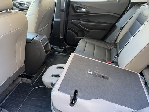 Used 2025 Chevrolet Trax ACTIV w/ Sunroof Package image 16