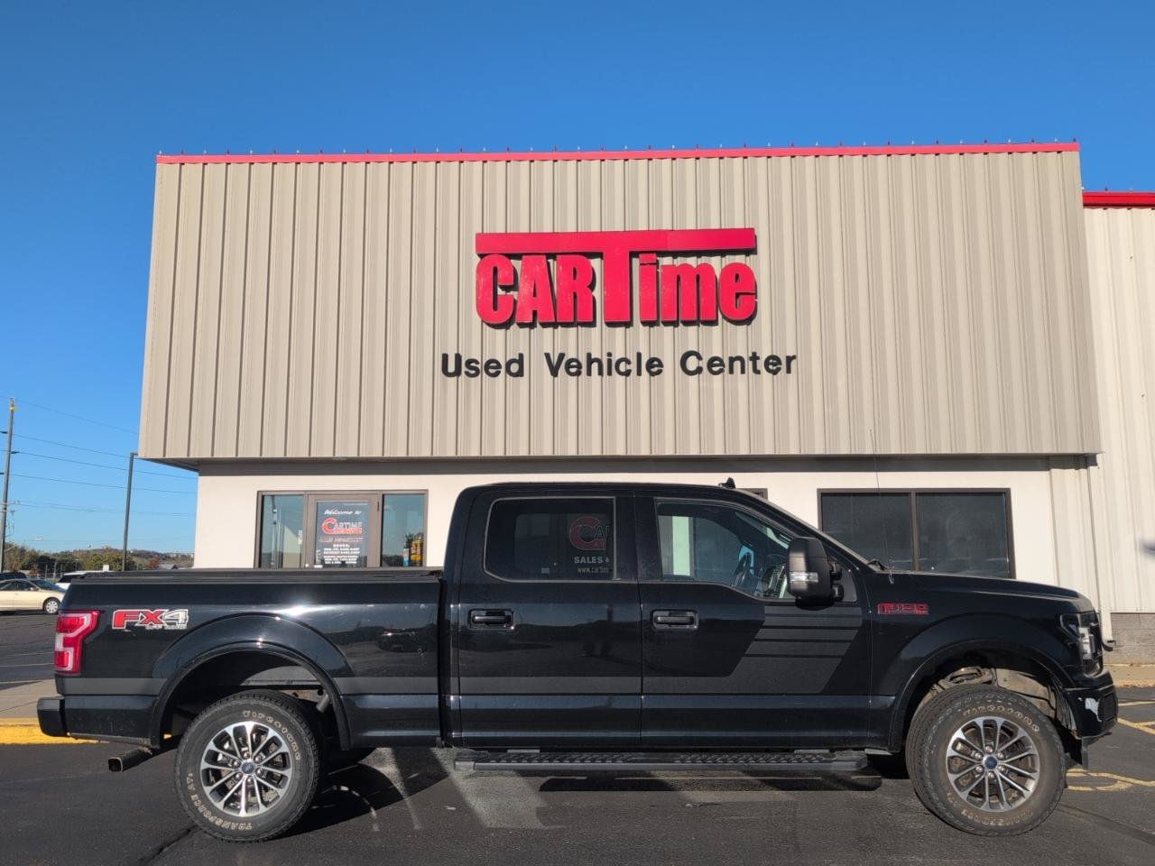 Used 2018 Ford F150 XLT w/ Equipment Group 302A Luxury AWD/4WD image 1