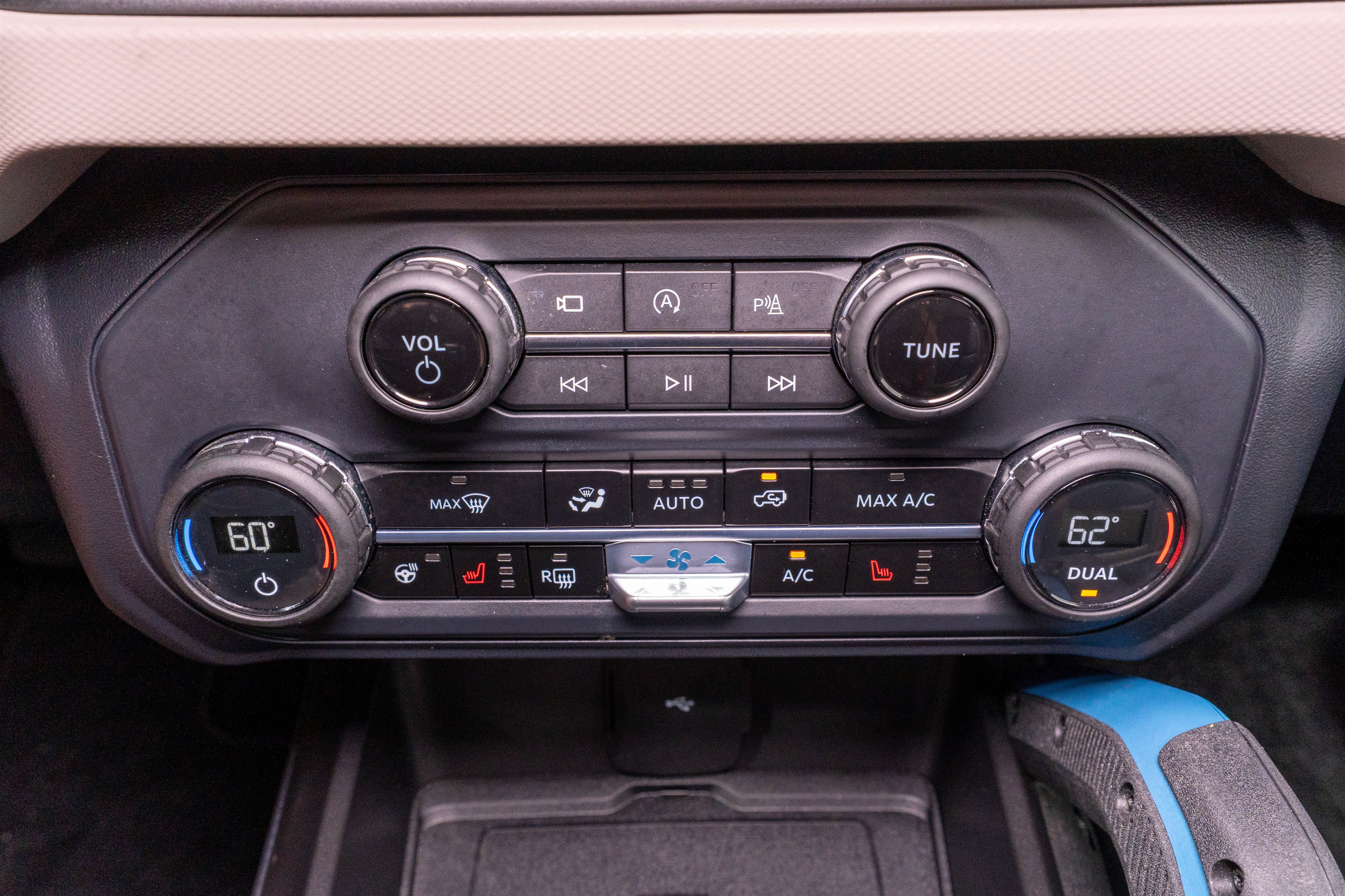 Used 2023 Ford Bronco Wildtrak AWD/4WD image 23