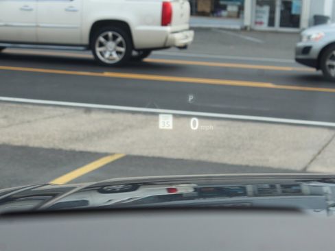 Used 2019 Land Rover Range Rover HSE image 13