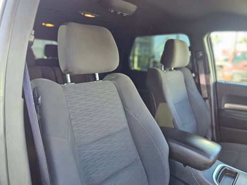 Used 2019 Dodge Durango SXT RWD image 28