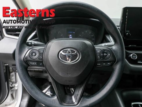 Used 2023 Toyota Corolla LE image 10