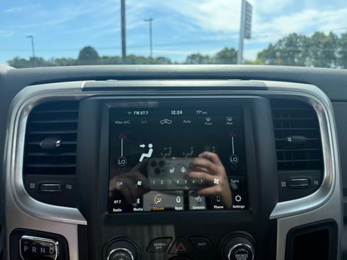 Used 2018 RAM 1500 Big Horn image 22