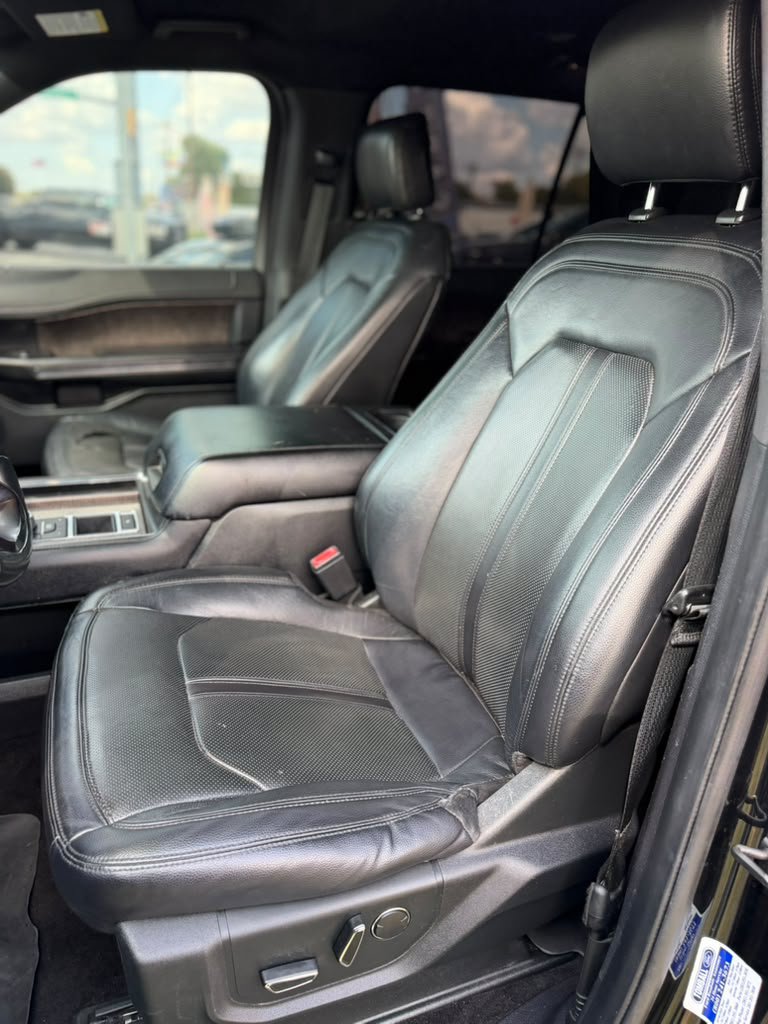Used 2018 Ford Expedition Limited w/ Driver Assistance Package RWD image 11