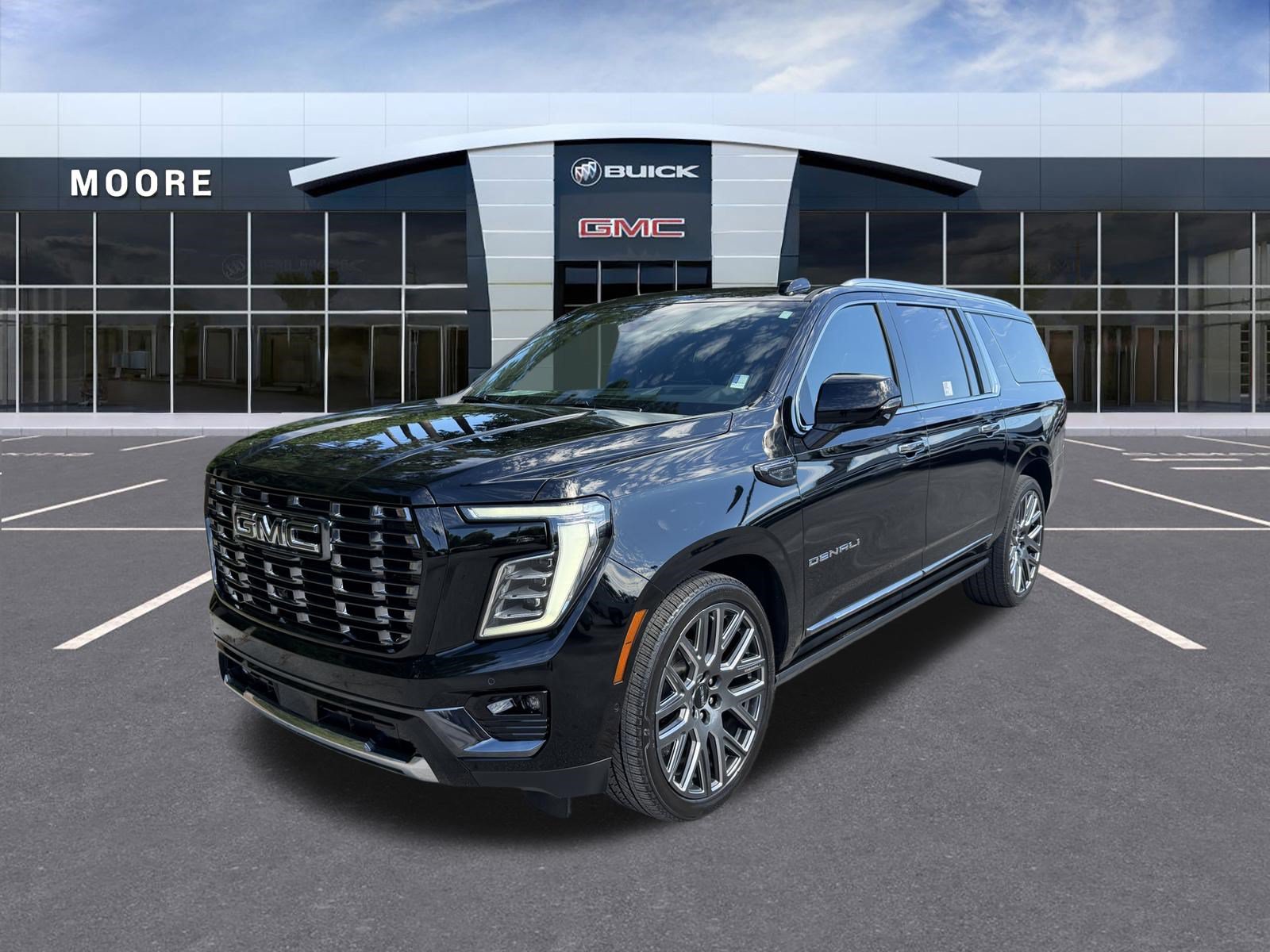 Used 2026 GMC Yukon XL Denali Ultimate w/ LPO, Illumination Package AWD/4WD image 7